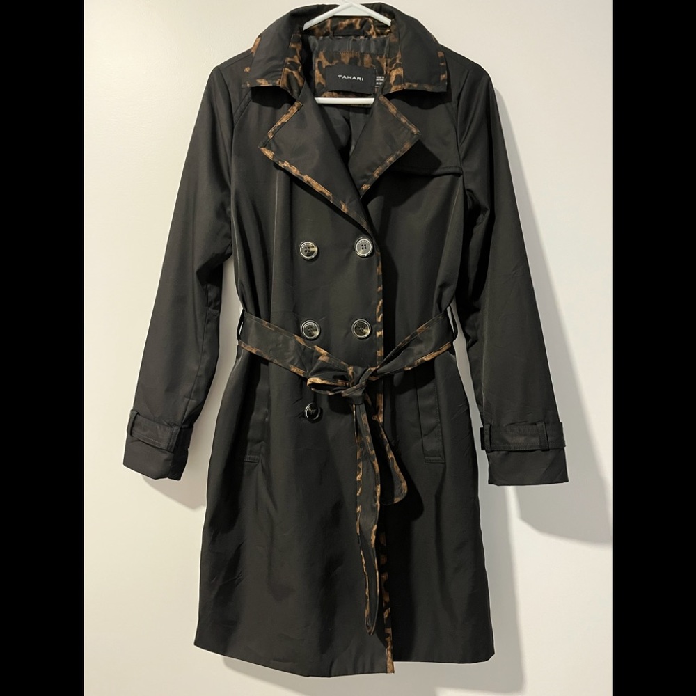 NWOT Tahari Double Breasted Trench Rain Jacket belted pockets animal print trim